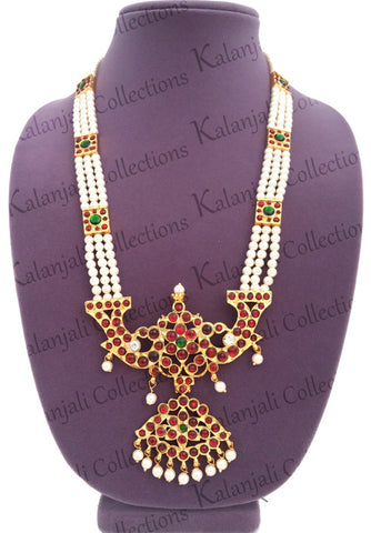 This long neckalce/haaram is suitable for Bharatanatyam as well as Kuchipudi dance
